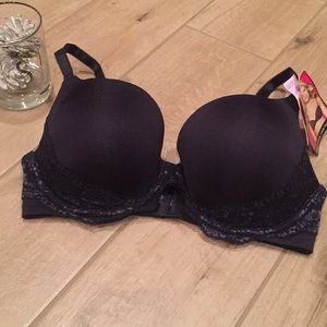 Lily of France Lace Push Up Bra NWT